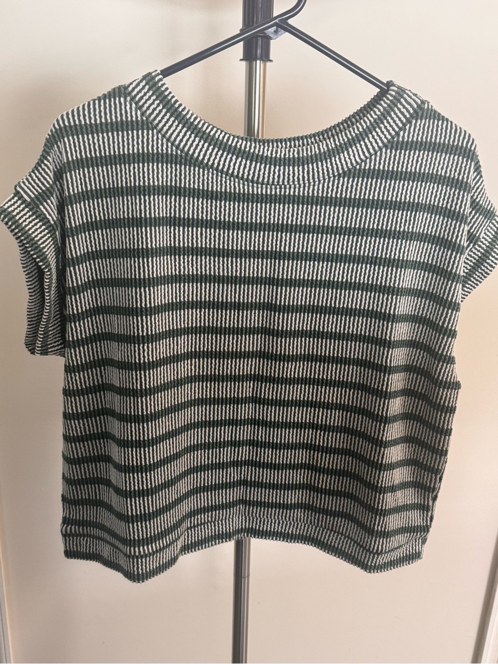 Zenana Outfitters Green and Cream Striped Crop Knit Tee